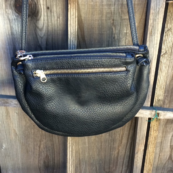 silence + noise Handbags - ♠️SILENCE + NOISE🖤Urban Outfitters